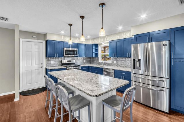 5676 WILLIAMS BOULEVARD, Seminole, FL 33772