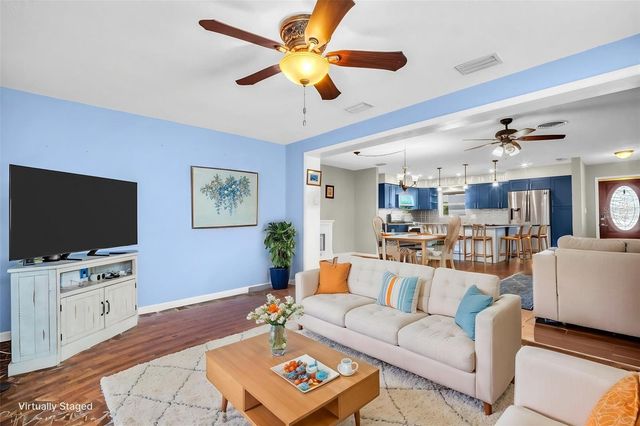 5676 WILLIAMS BOULEVARD, Seminole, FL 33772