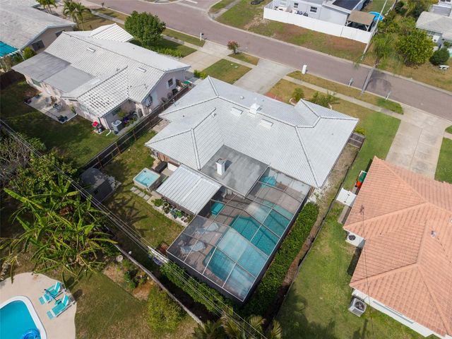 5676 WILLIAMS BOULEVARD, Seminole, FL 33772