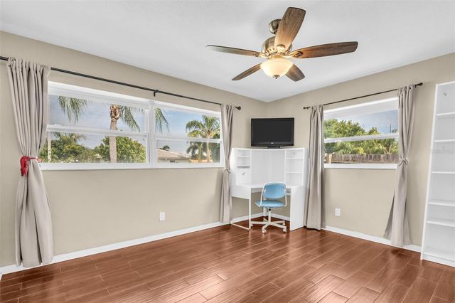 5676 WILLIAMS BOULEVARD, Seminole, FL 33772