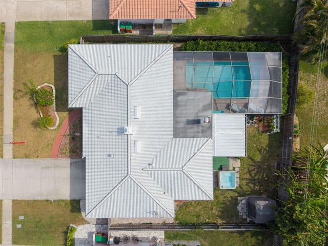 5676 WILLIAMS BOULEVARD, Seminole, FL 33772