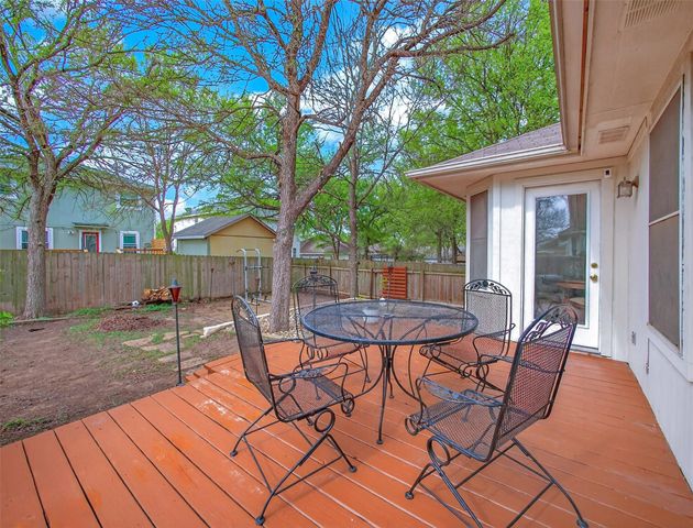 103 Songbird CT, Cedar Creek, TX 78612