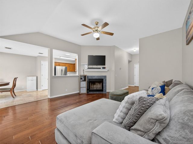 103 Songbird CT, Cedar Creek, TX 78612