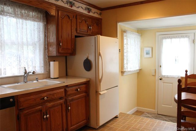 30 Randou Drive, Huntington, NY 11743