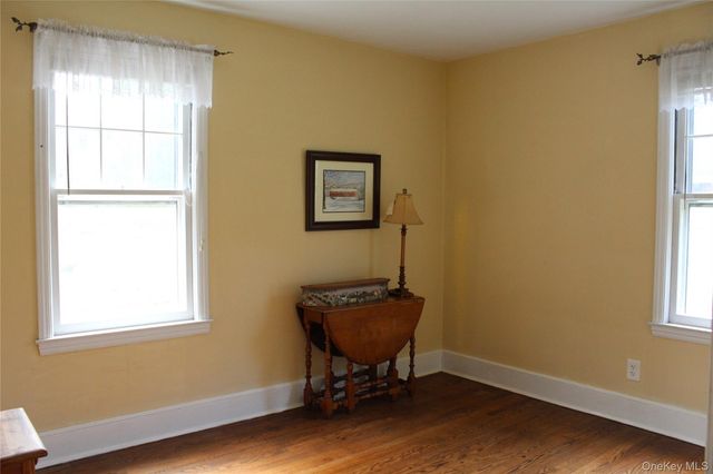 30 Randou Drive, Huntington, NY 11743