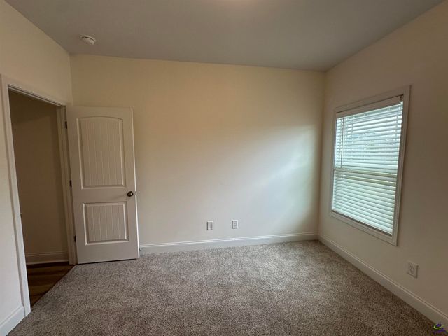 120 Fieldview Lane, Kathleen, GA 31047