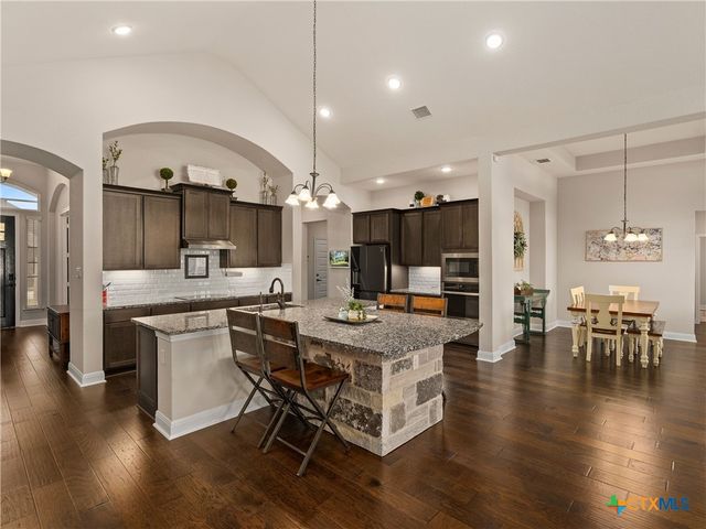 3235 Jasons Way, Marion, TX 78124