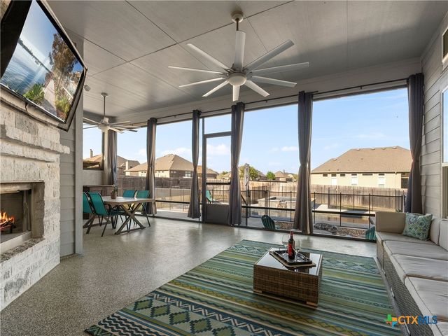 3235 Jasons Way, Marion, TX 78124