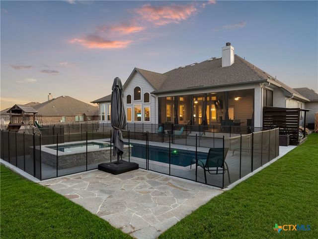 3235 Jasons Way, Marion, TX 78124