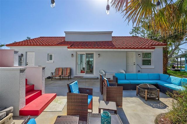 4151 SUNRISE DRIVE S, St Petersburg, FL 33705