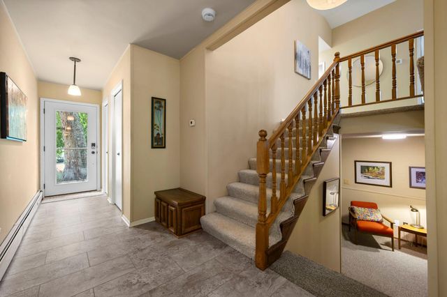 2824 Fernwood Street, Roseville, MN 55113