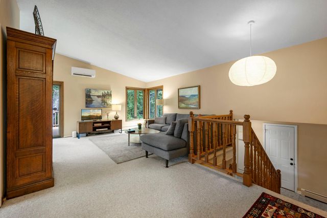 2824 Fernwood Street, Roseville, MN 55113