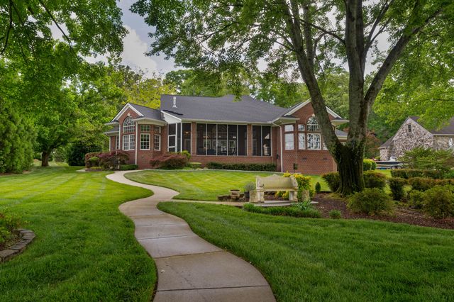 4925 Bal Harbor Circle, Chattanooga, TN 37416