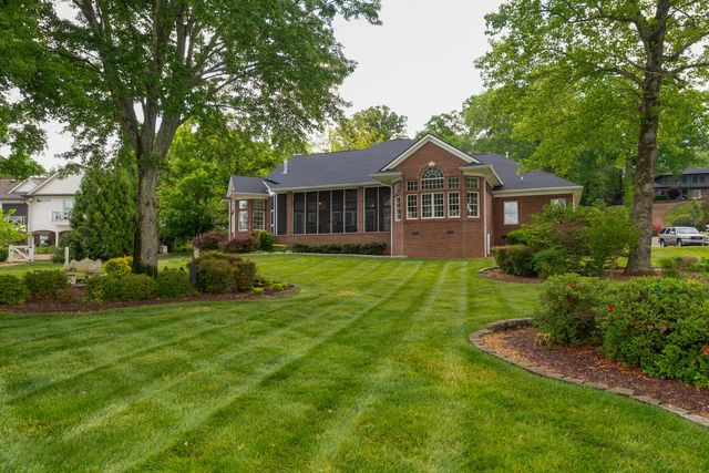 4925 Bal Harbor Circle, Chattanooga, TN 37416