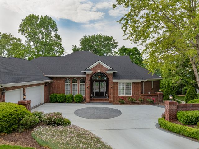 4925 Bal Harbor Circle, Chattanooga, TN 37416