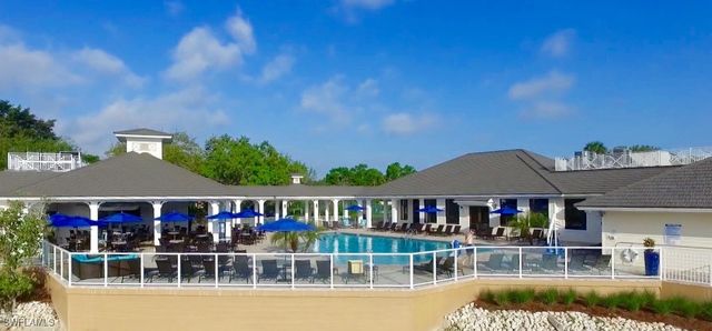 31 Grey Wing PT, Naples, FL 34113