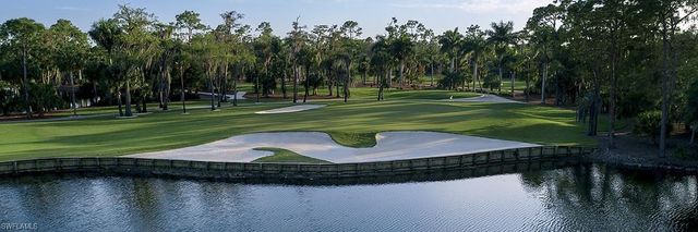 31 Grey Wing PT, Naples, FL 34113