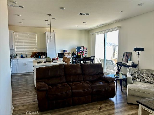 934 Helena Ridge, Lake Elsinore, CA 92530