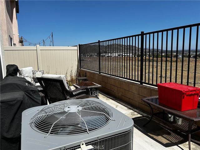 934 Helena Ridge, Lake Elsinore, CA 92530