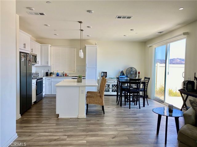 934 Helena Ridge, Lake Elsinore, CA 92530