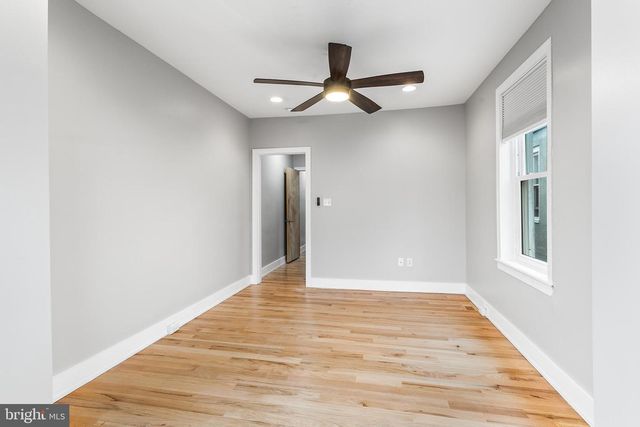 2340 W THOMPSON ST, Philadelphia, PA 19121