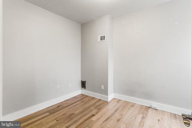 2340 W THOMPSON ST, Philadelphia, PA 19121