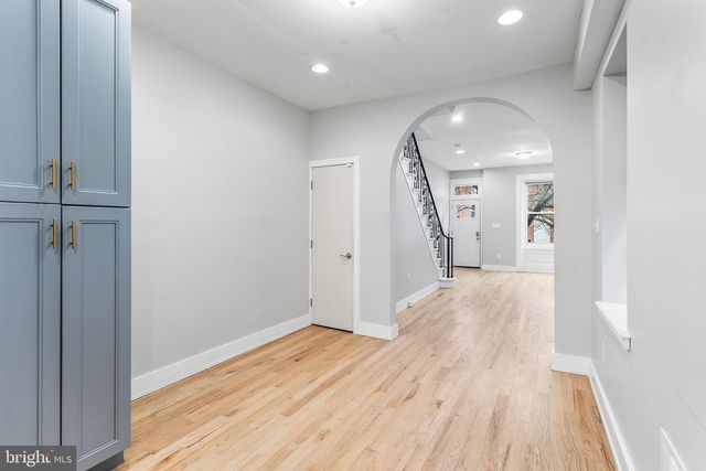 2340 W THOMPSON ST, Philadelphia, PA 19121