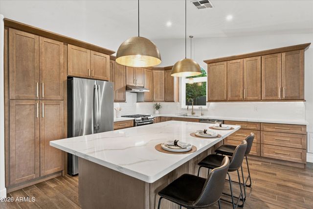 2131 N ALMOND --, Mesa, AZ 85213