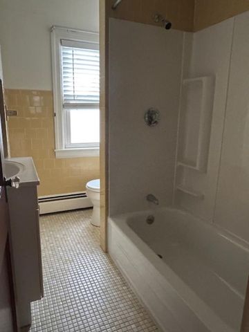 1821 Cranston Street, Cranston, RI 02920