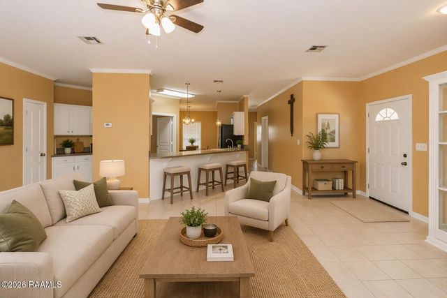 2007 Sugar Palm Drive, New Iberia, LA 70563