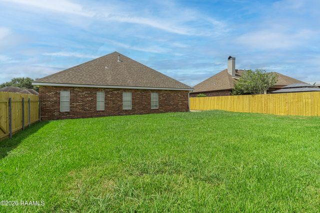 2007 Sugar Palm Drive, New Iberia, LA 70563