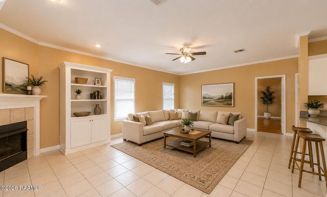 2007 Sugar Palm Drive, New Iberia, LA 70563