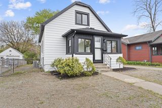 921 Perkins AVENUE, Waukesha, WI 53186