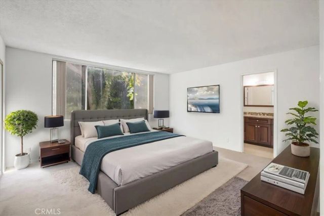 8535 W West Knoll 209, West Hollywood, CA 90069