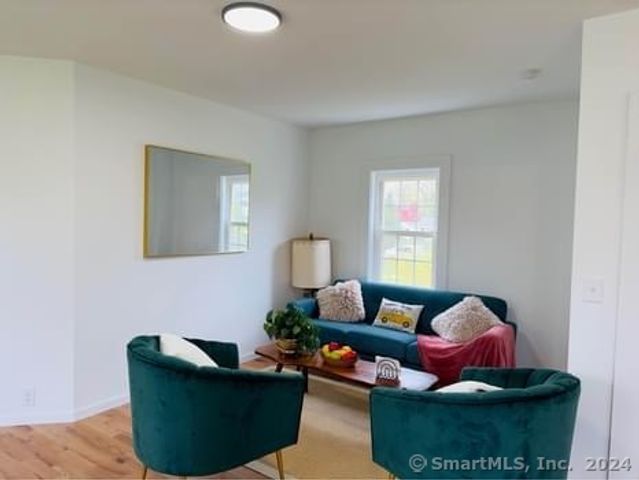 27 Woodside Circle 37, Middletown, CT 06457