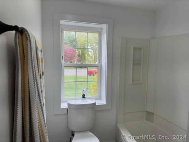 27 Woodside Circle 37, Middletown, CT 06457