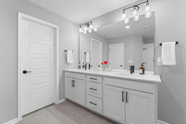 837 Kuss Drive, Saline City, MI 48176