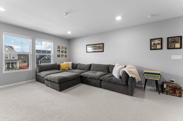 837 Kuss Drive, Saline City, MI 48176