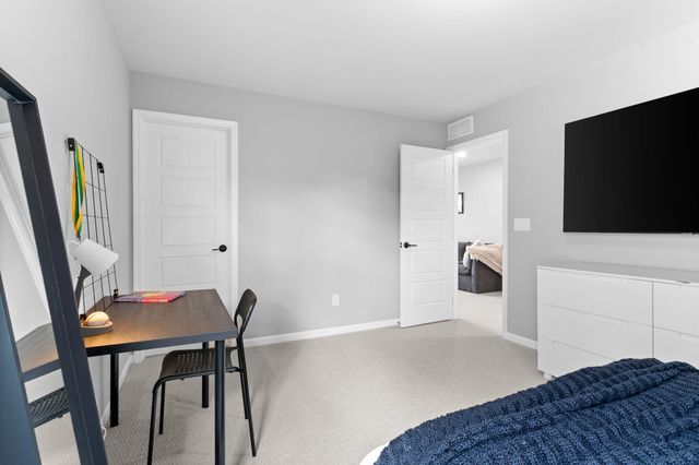 837 Kuss Drive, Saline City, MI 48176