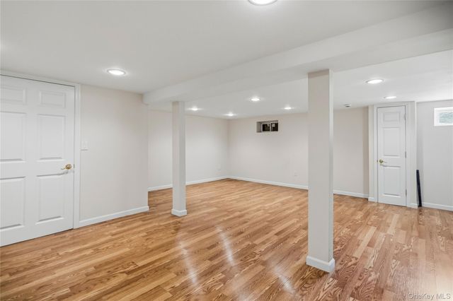 39 Morris Drive, Syosset, NY 11791