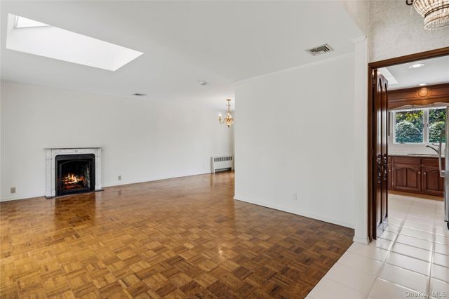 39 Morris Drive, Syosset, NY 11791