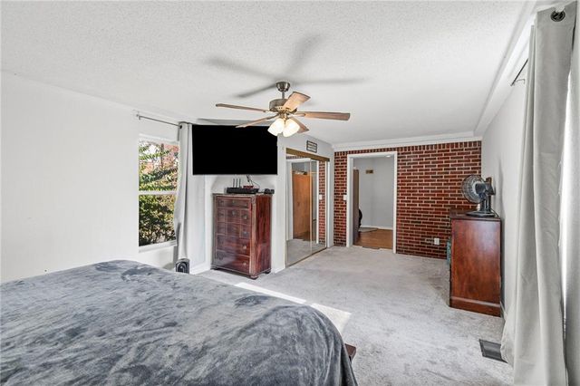 2938 N 70th Terrace, Kansas City, KS 66109