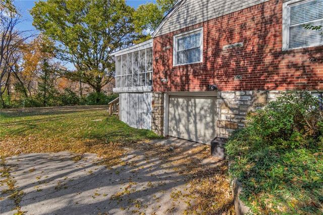 2938 N 70th Terrace, Kansas City, KS 66109