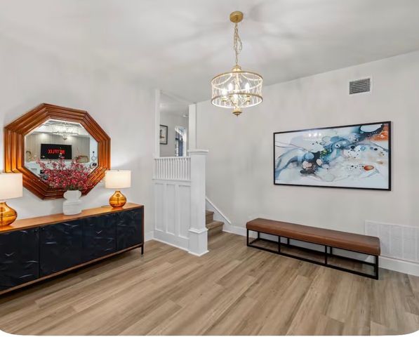 1143 Kings Highway, Dallas, TX 75208