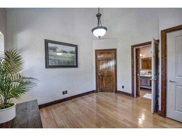 82 Kimmes Ln, Breckenridge, CO 80424
