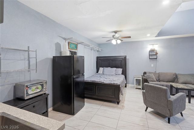 2717 Heritage Circle, Las Vegas, NV 89121