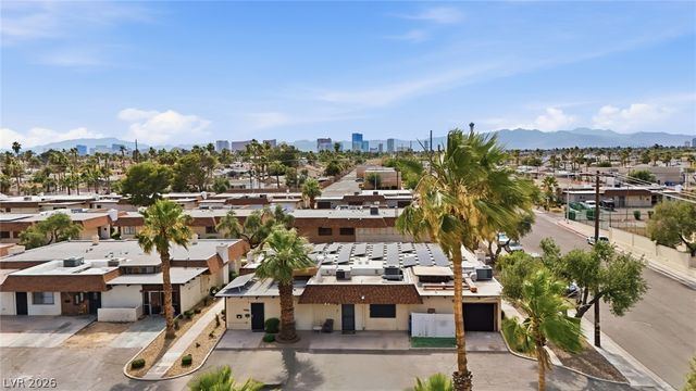 2717 Heritage Circle, Las Vegas, NV 89121