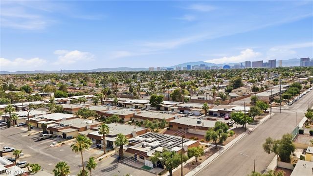 2717 Heritage Circle, Las Vegas, NV 89121