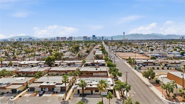 2717 Heritage Circle, Las Vegas, NV 89121