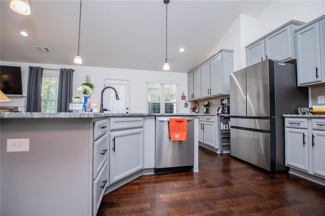 142 Lawrence Drive, Villa Rica, GA 30180